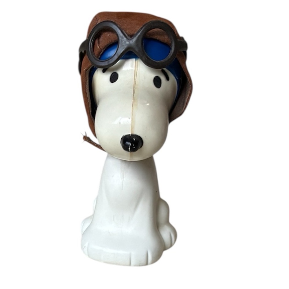 Avon Vintage Snoopy Flying Ace Bubble Bath Bottle 4 fl oz